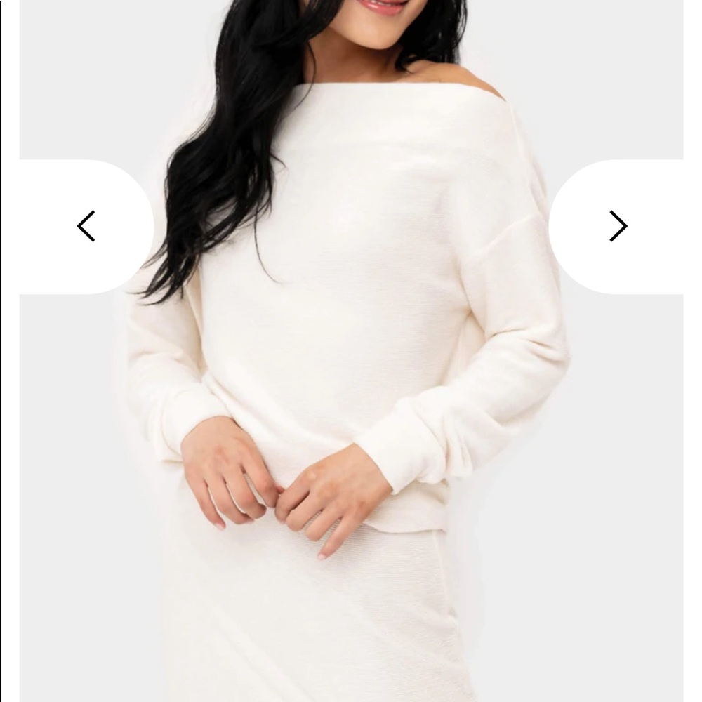 Gibson off the shoulder top